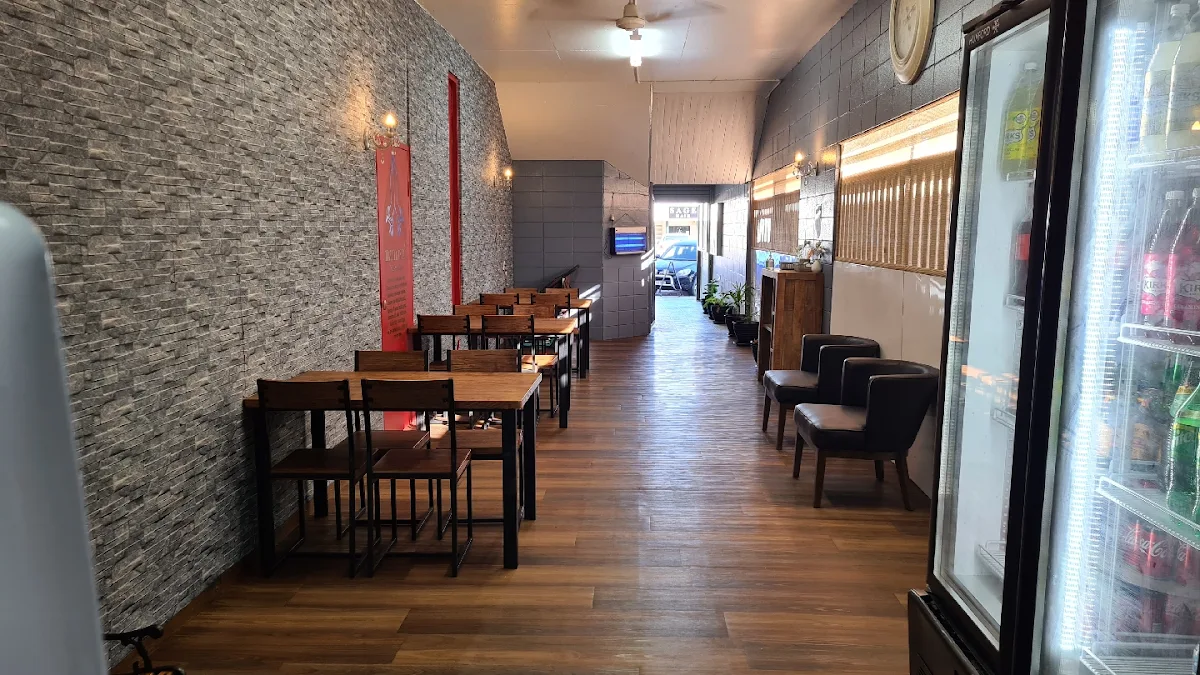 Vibe, Little Star Indian restaurant