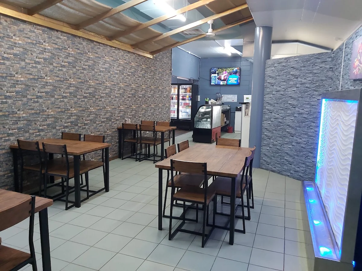 Vibe, Little Star Indian restaurant