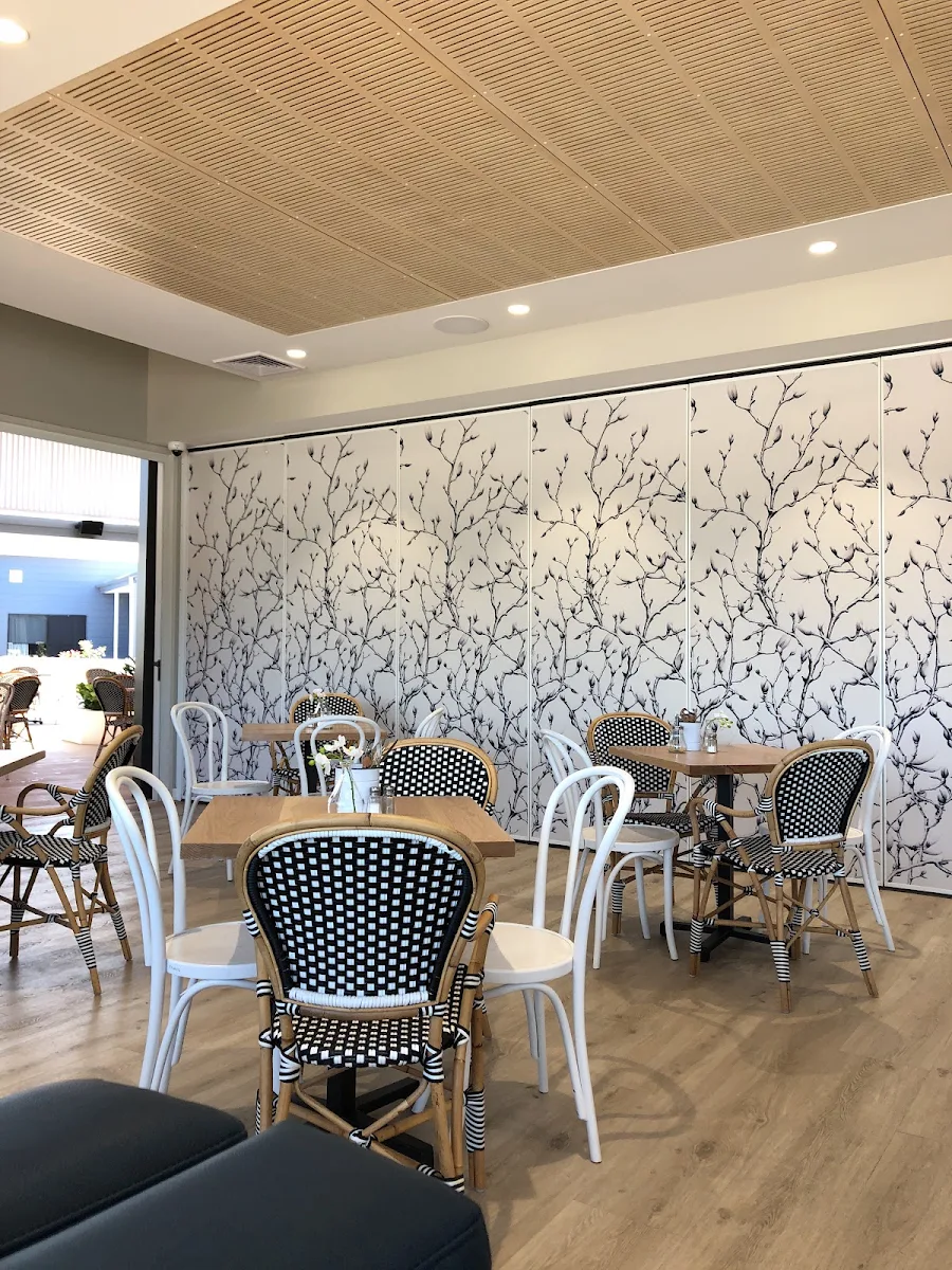 Vibe, Neighbourhood Cafe