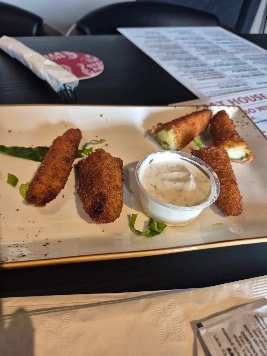 Food & drink, Wacky Moose Bar & Grill - Owen Sound