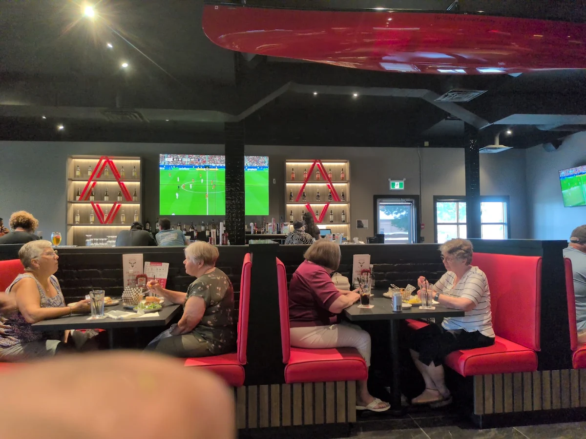 Vibe, Wacky Moose Bar & Grill - Owen Sound