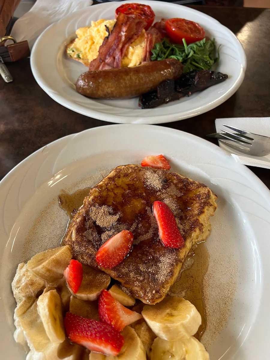 Food & drink, Vines Cafe & Bar