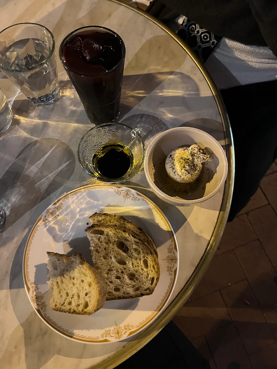 Food & drink, Times New Roman Bar
