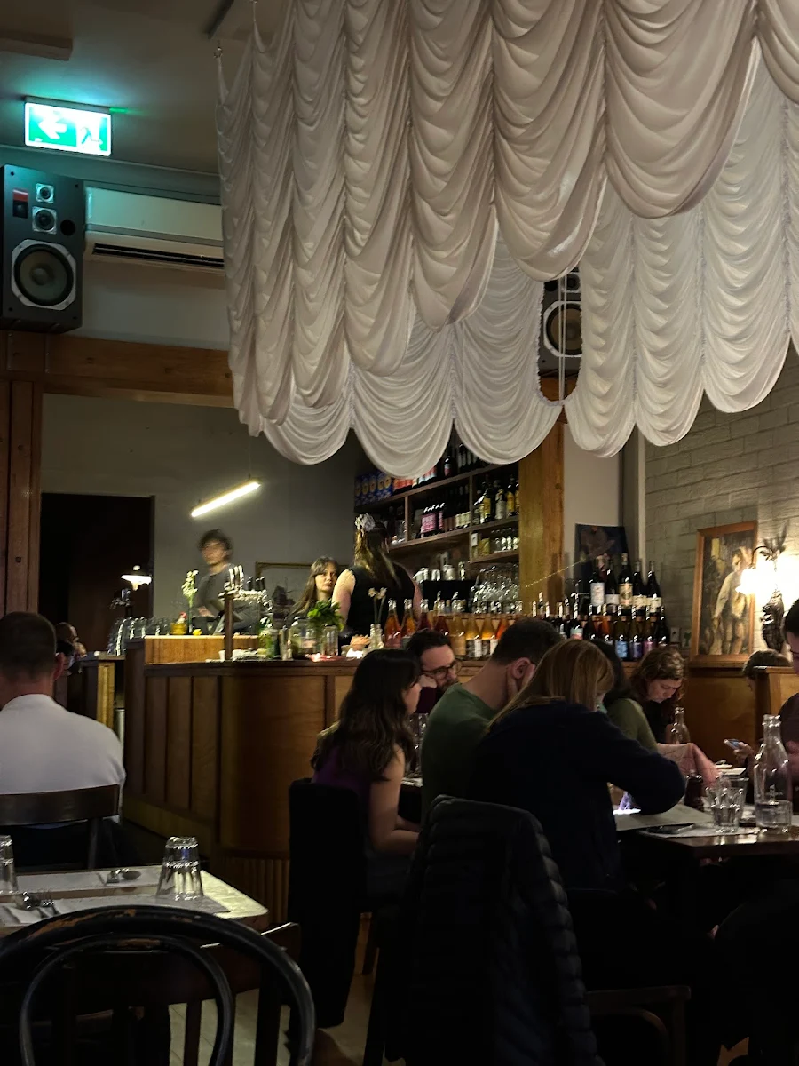 Vibe, Times New Roman Bar