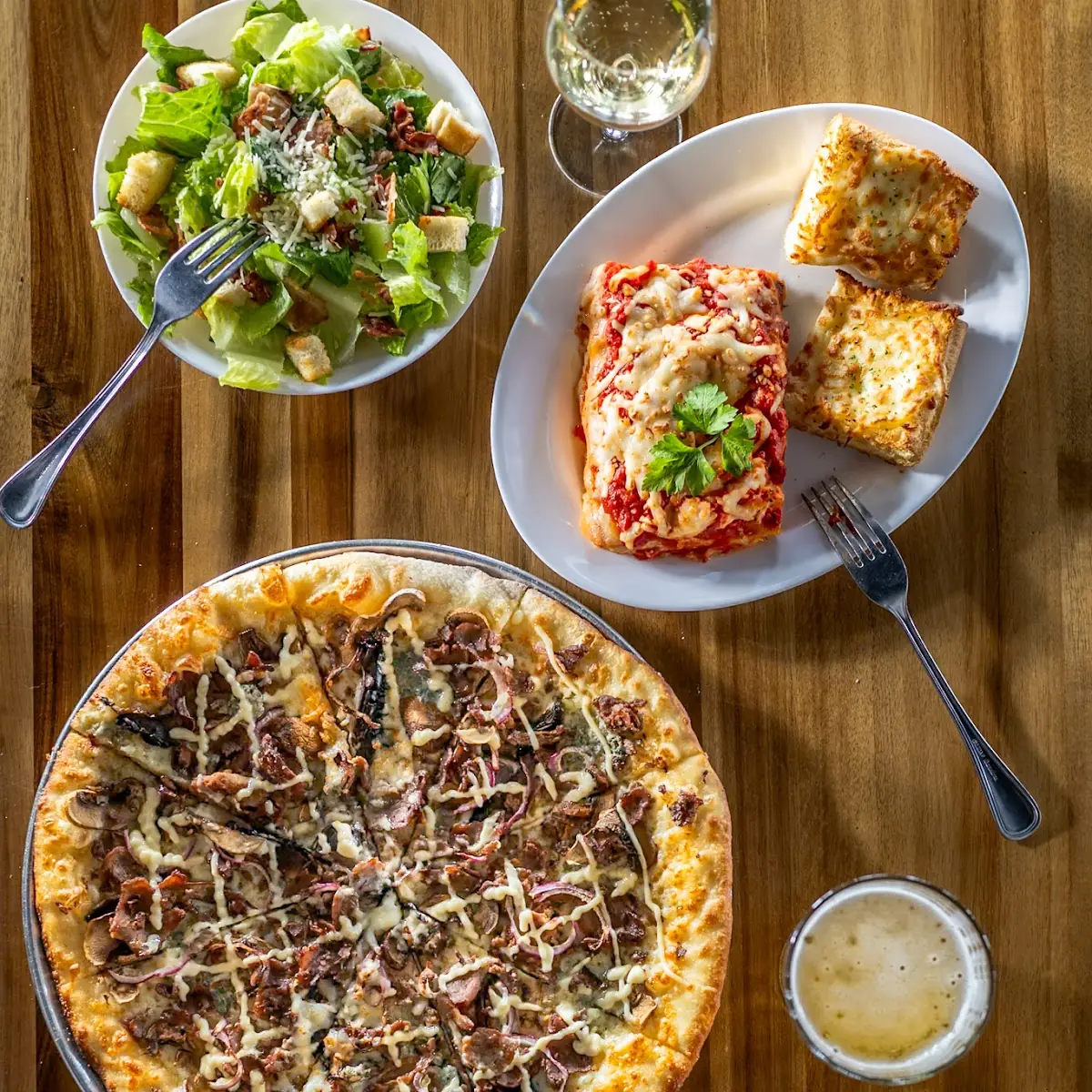 Food & drink, Mabel's Gourmet Pizza