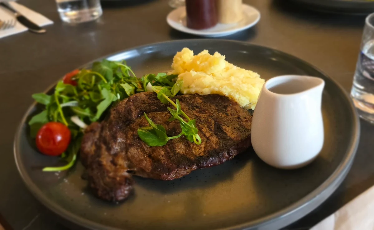 Food & drink, Catalina Restaurant