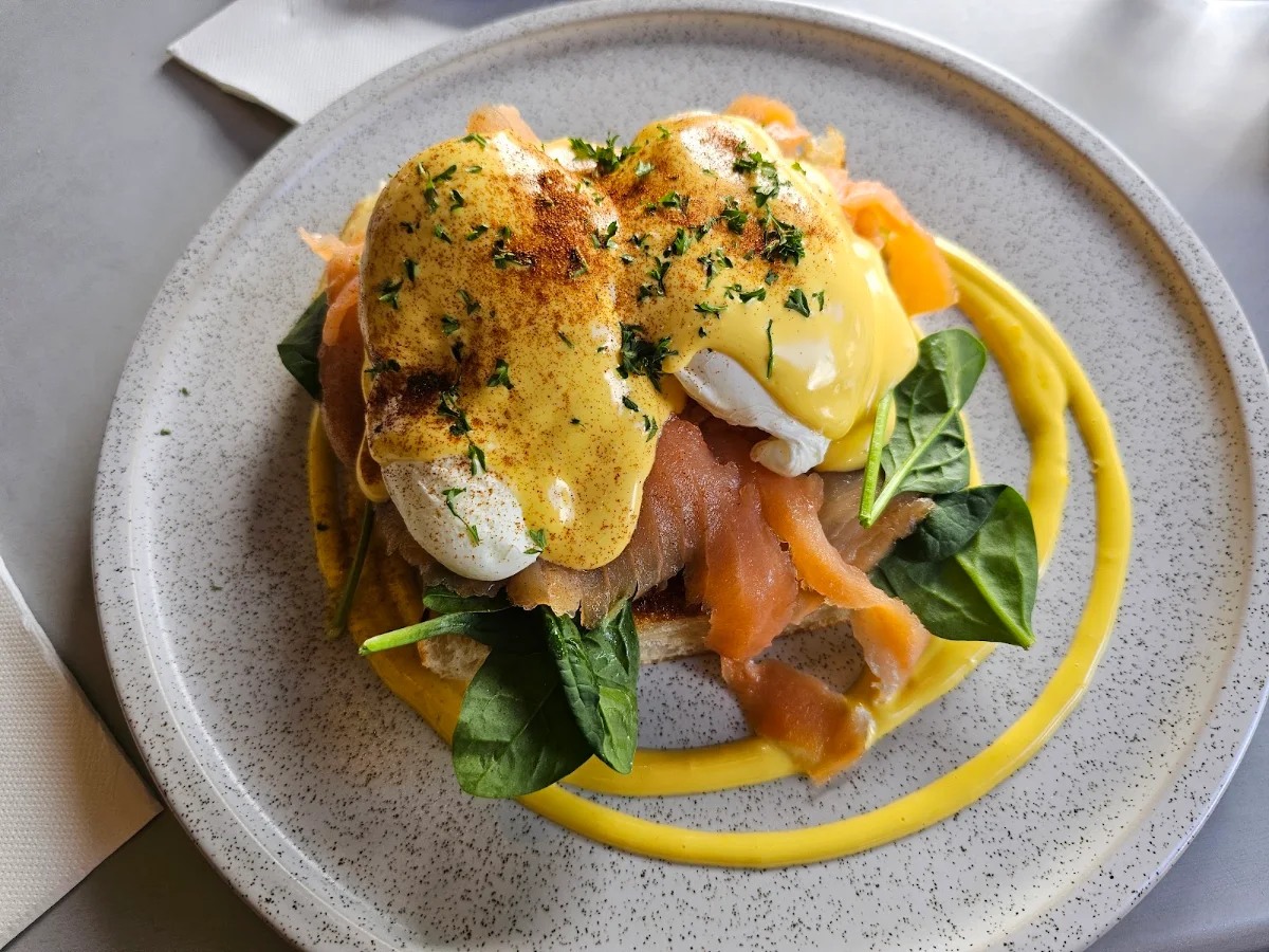 Food & drink, Social Cafe, Bar & Restaurant