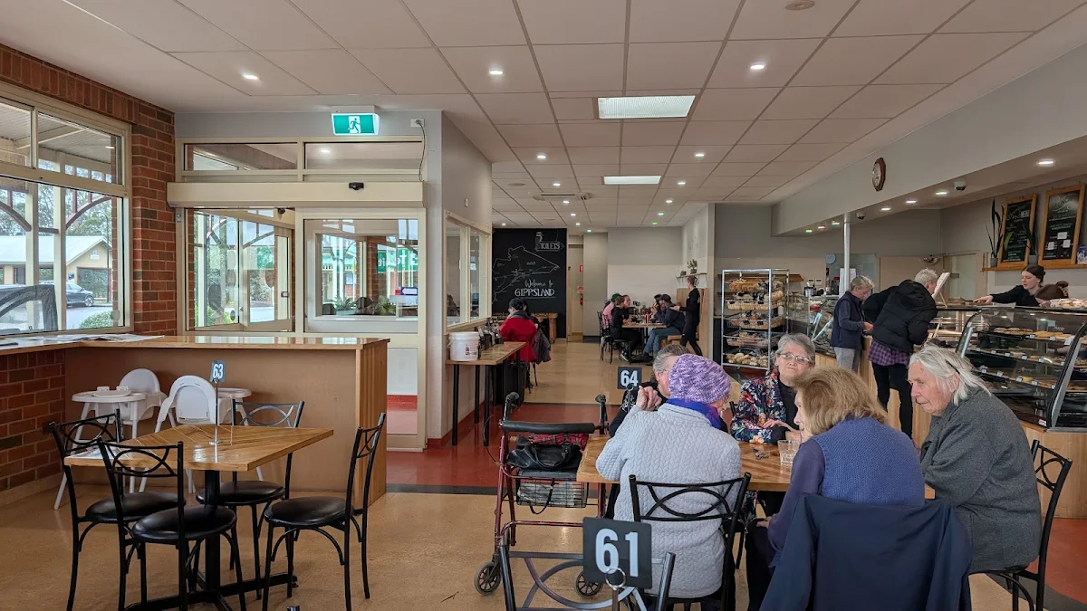 Vibe, Kelly's Bakery, Cafe & Bakehouse