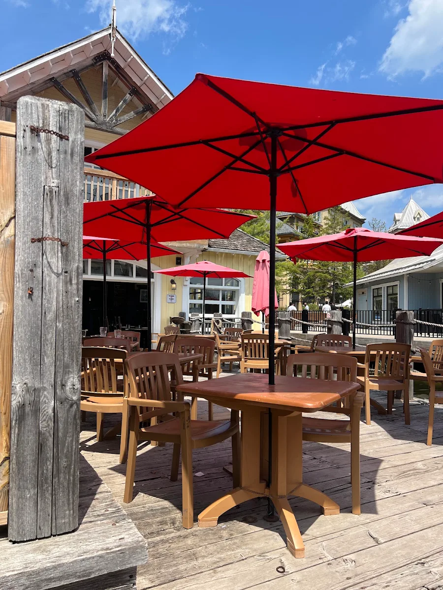 Vibe, Kaytoo Restaurant & Bar