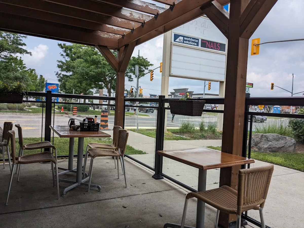 Vibe, Sunset Grill
