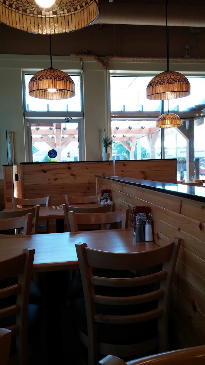 Vibe, Sunset Grill