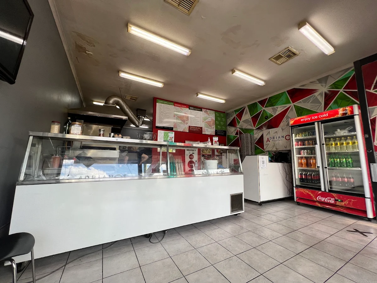 Vibe, Adrianos Pizza & Pasta