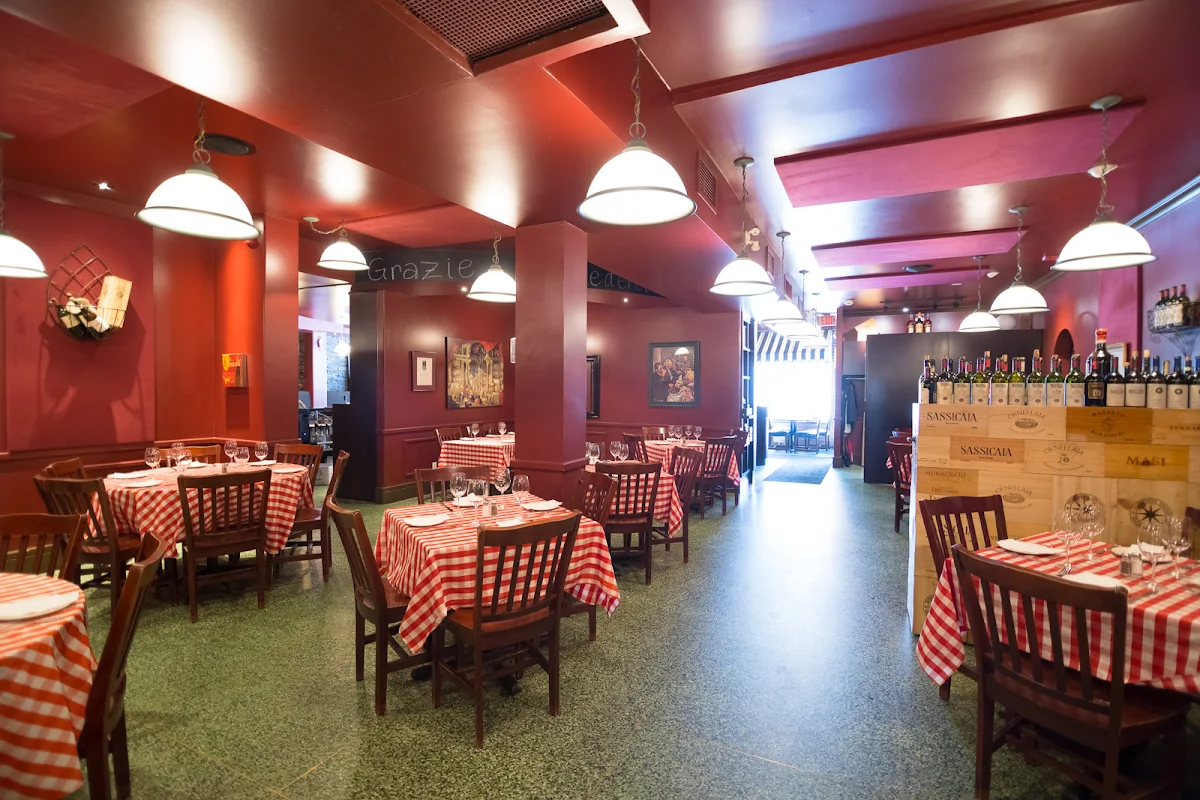Vibe, Trattoria Caffè Italia