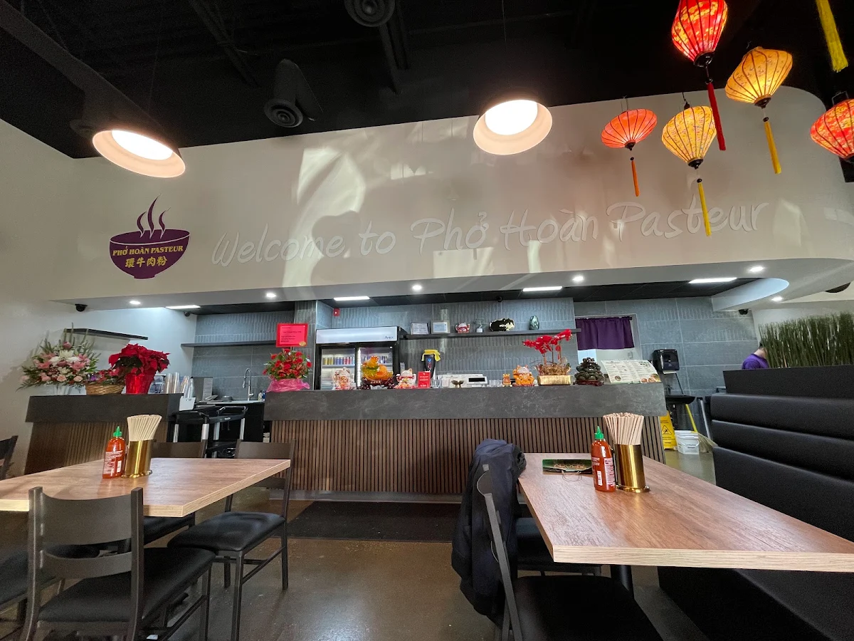 Vibe, Pho Hoan Pasteur (South Park)