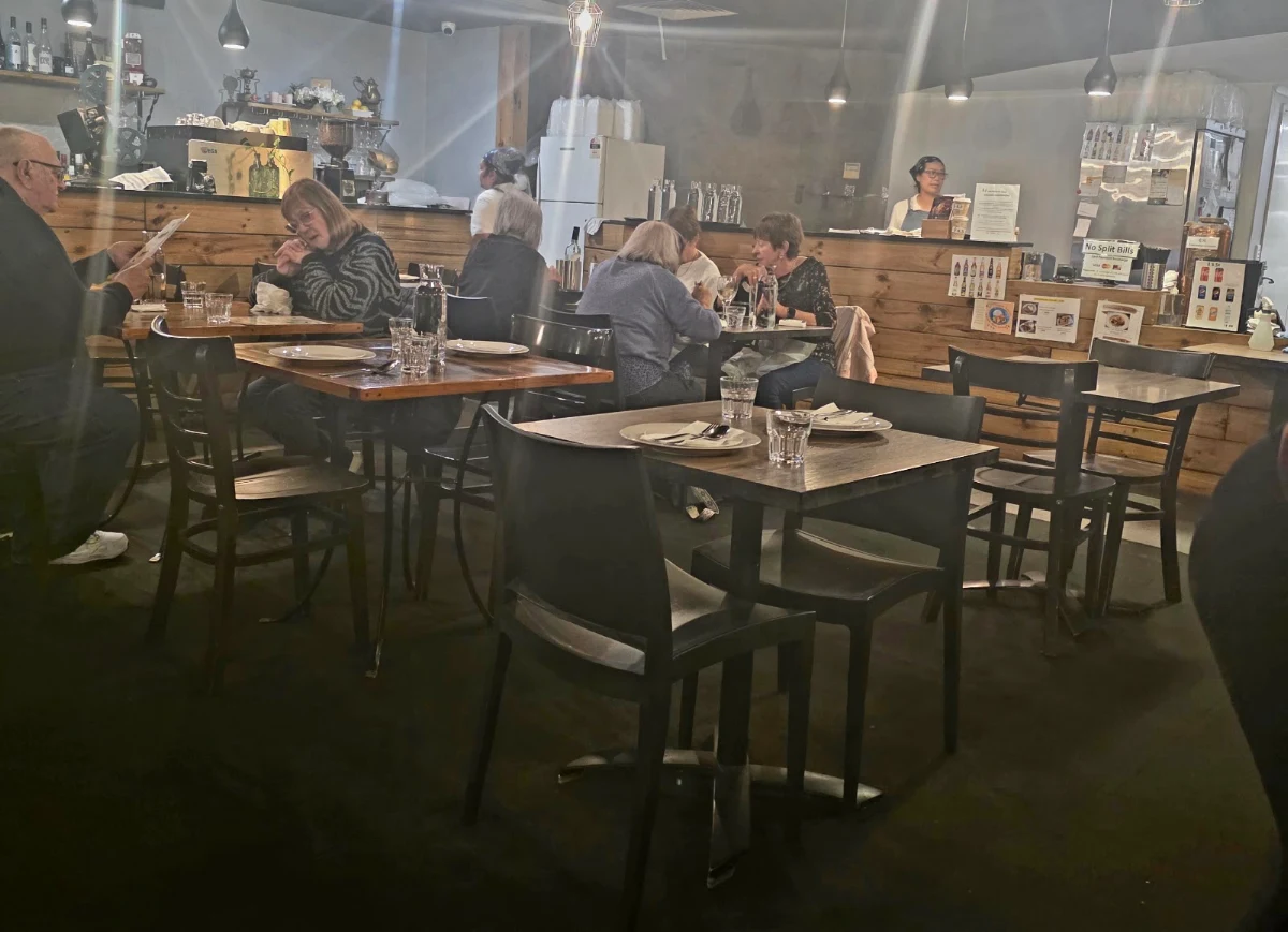 Vibe, Limlong Thai Restaurant
