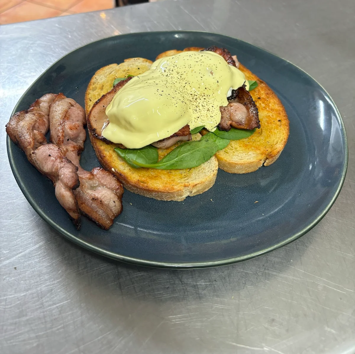 Food & drink, Vincenzo's Coffee Lounge