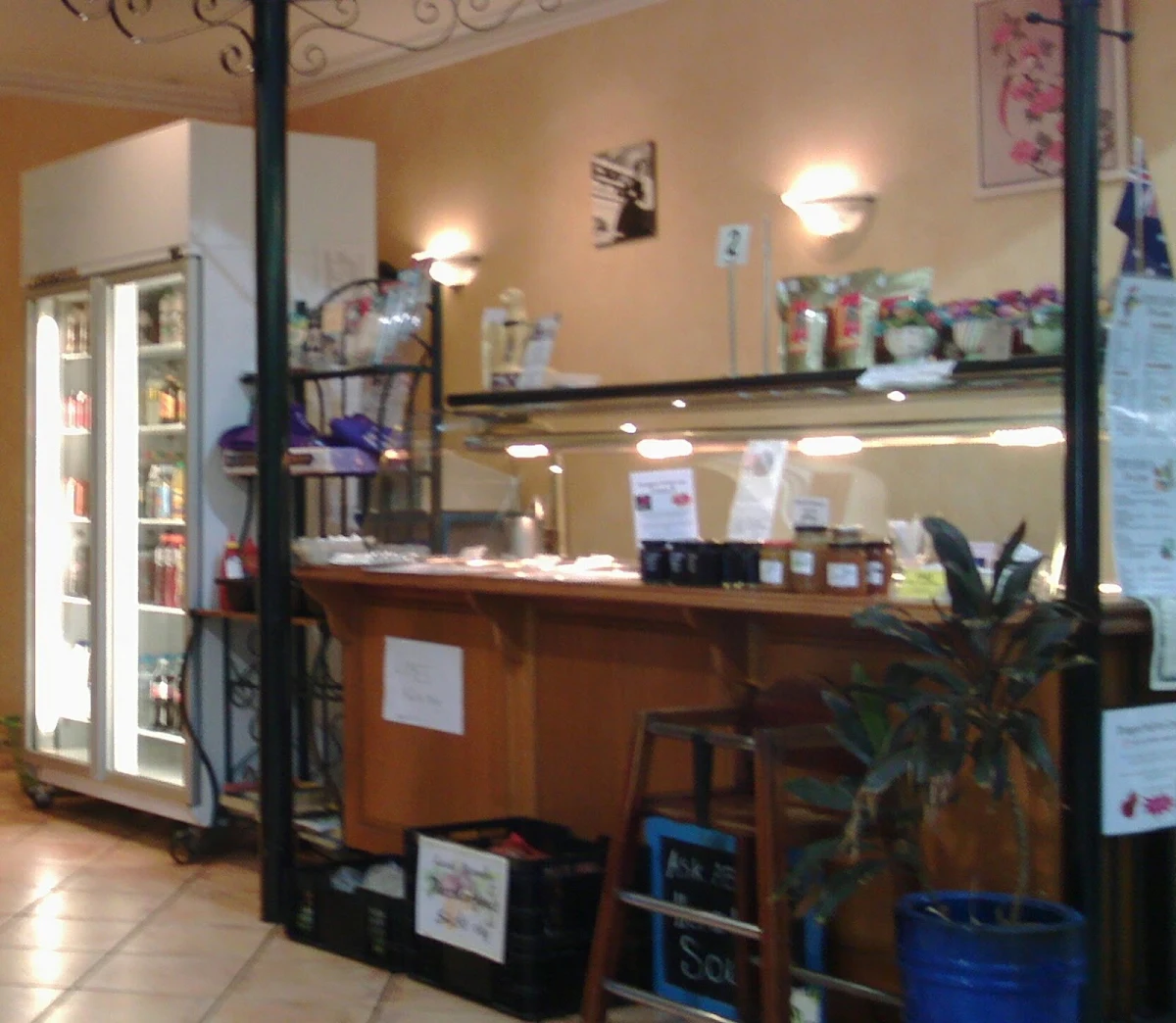 Vibe, Vincenzo's Coffee Lounge