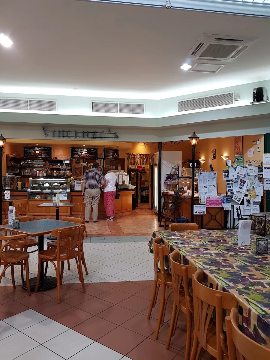 Vibe, Vincenzo's Coffee Lounge
