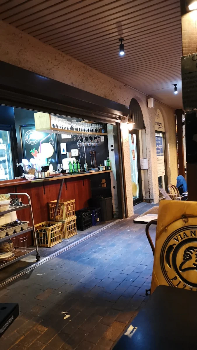 Vibe, Via Napoli Pizzeria Lane Cove