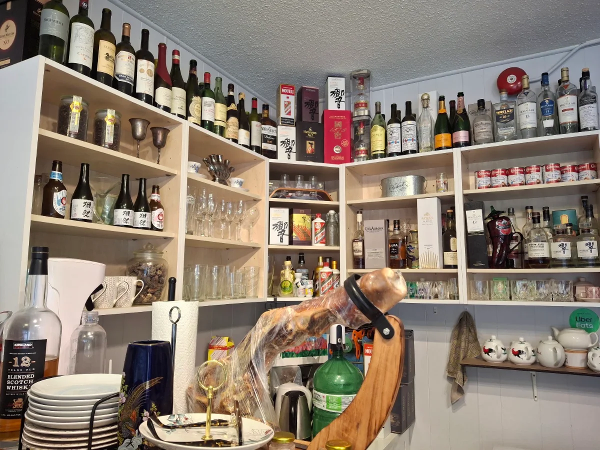 Vibe, Chef Pan restaurant