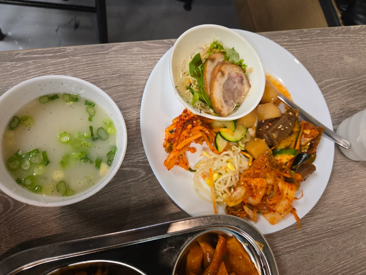 Food & drink, 🍱Gisa Sikdang 기사식당