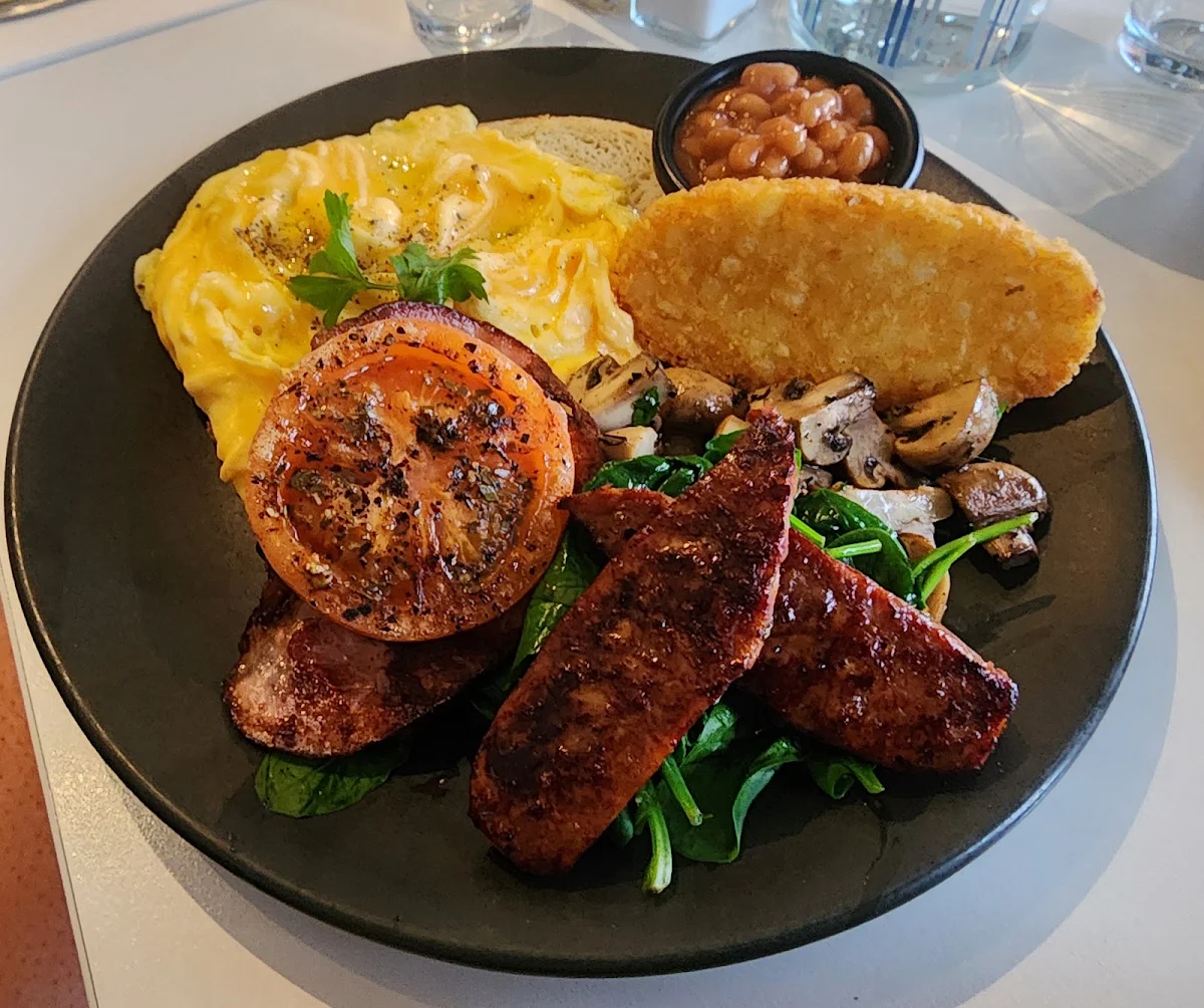Food & drink, Degani Mernda Junction
