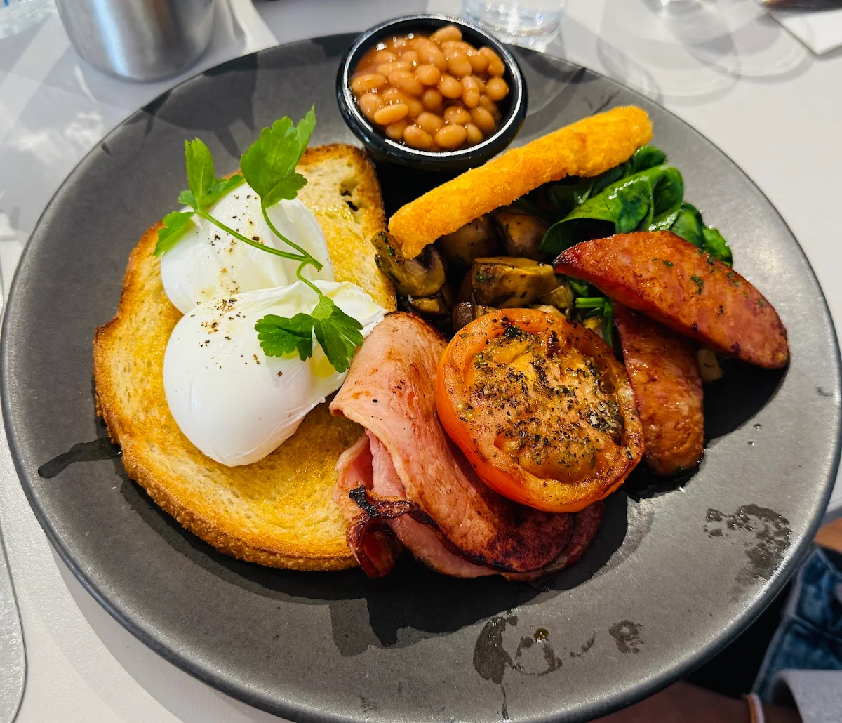 Food & drink, Degani Mernda Junction