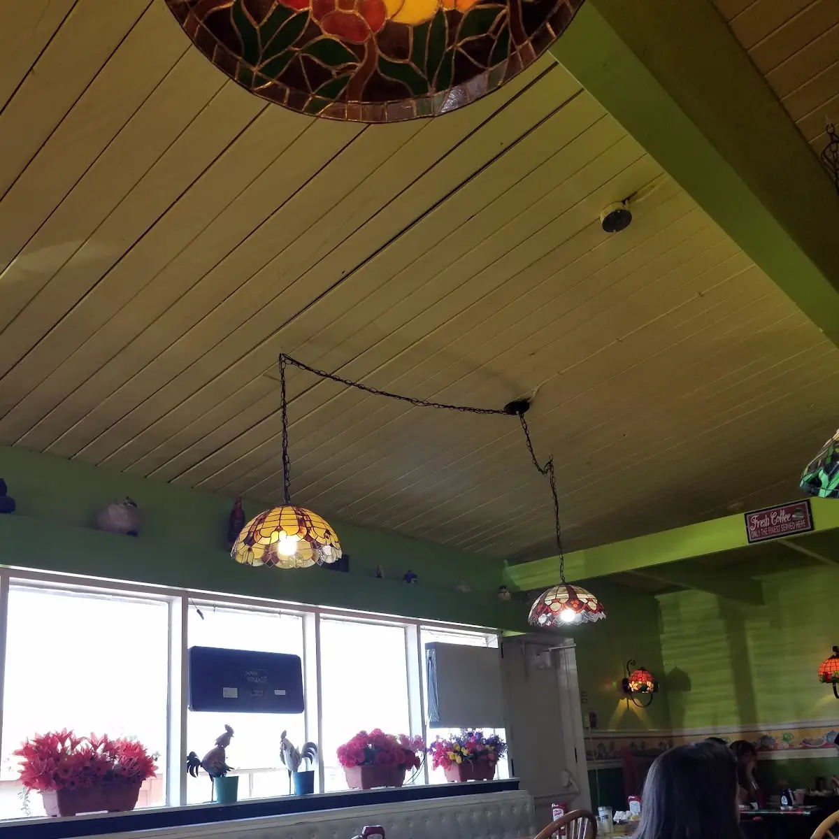 Vibe, Early Bird Restaurant