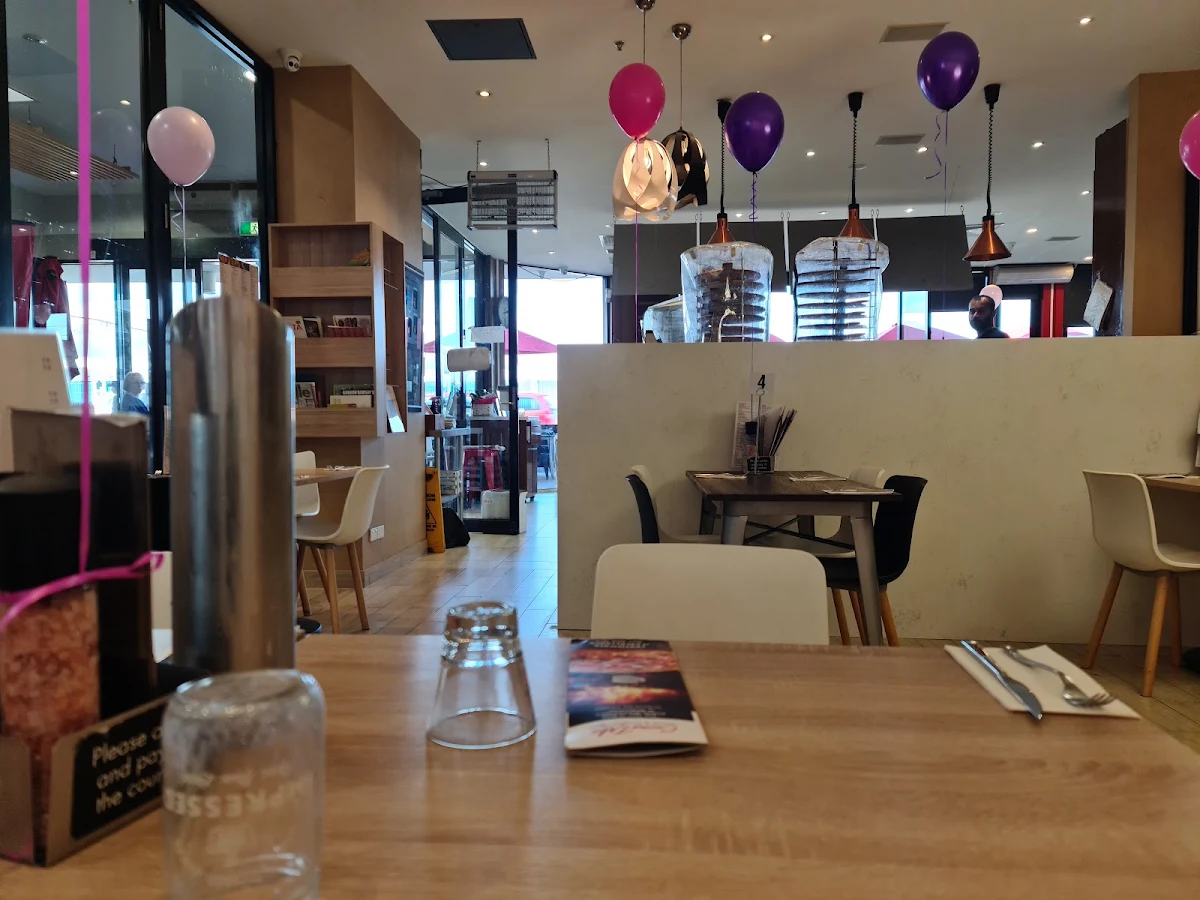 Vibe, Cucina Dolce Wood Fired Pizza Restaurant Chelsea
