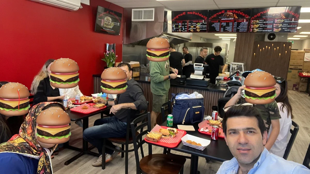 Vibe, Nobleton Burger
