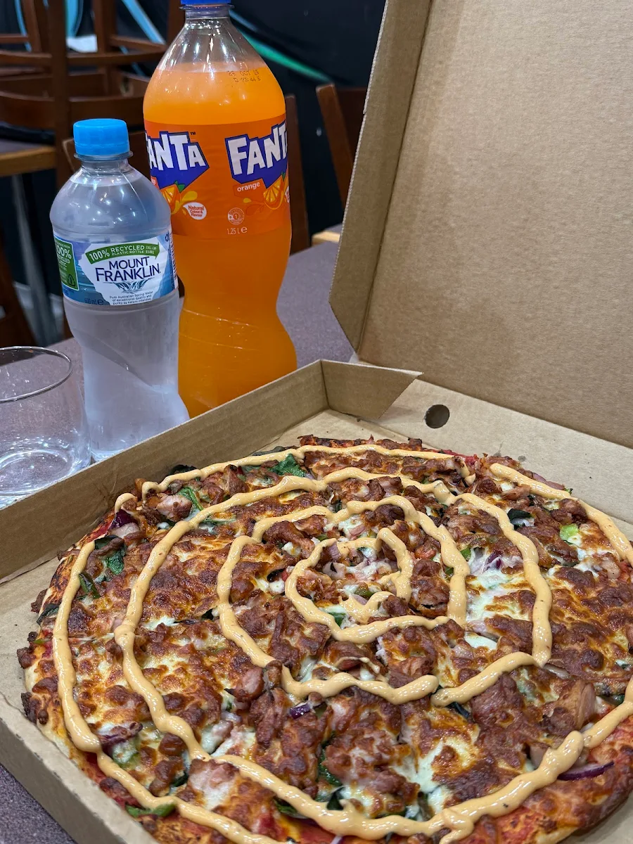 Food & drink, Funky Feast Altona (24hrs) - Pizza | Pasta | HSP | Kebab