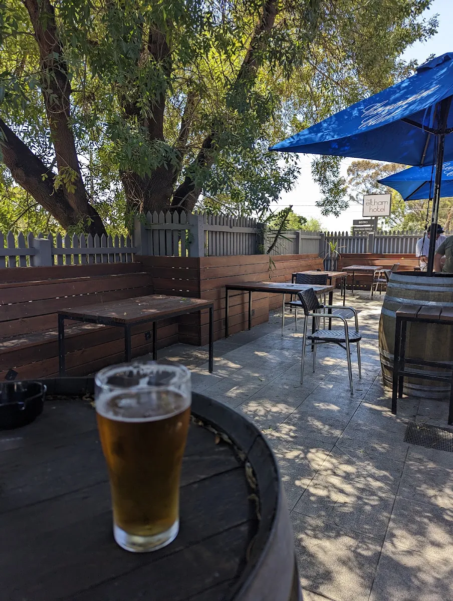 Vibe, Eltham Hotel