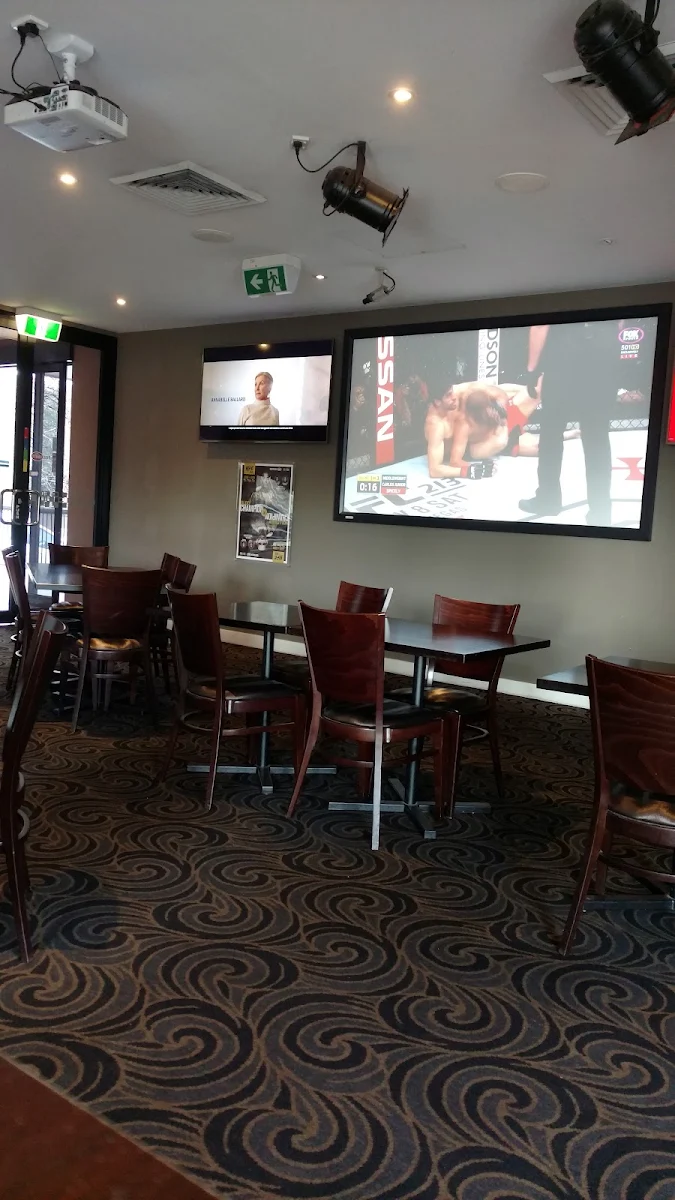 Vibe, Eltham Hotel