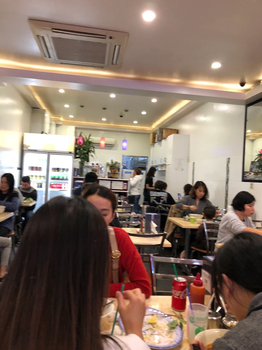 Vibe, Pho Hien Vuong Pasteur