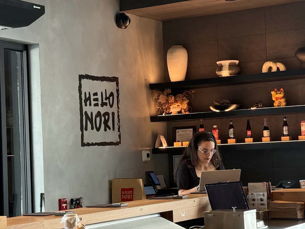 Vibe, Hello Nori - Richmond
