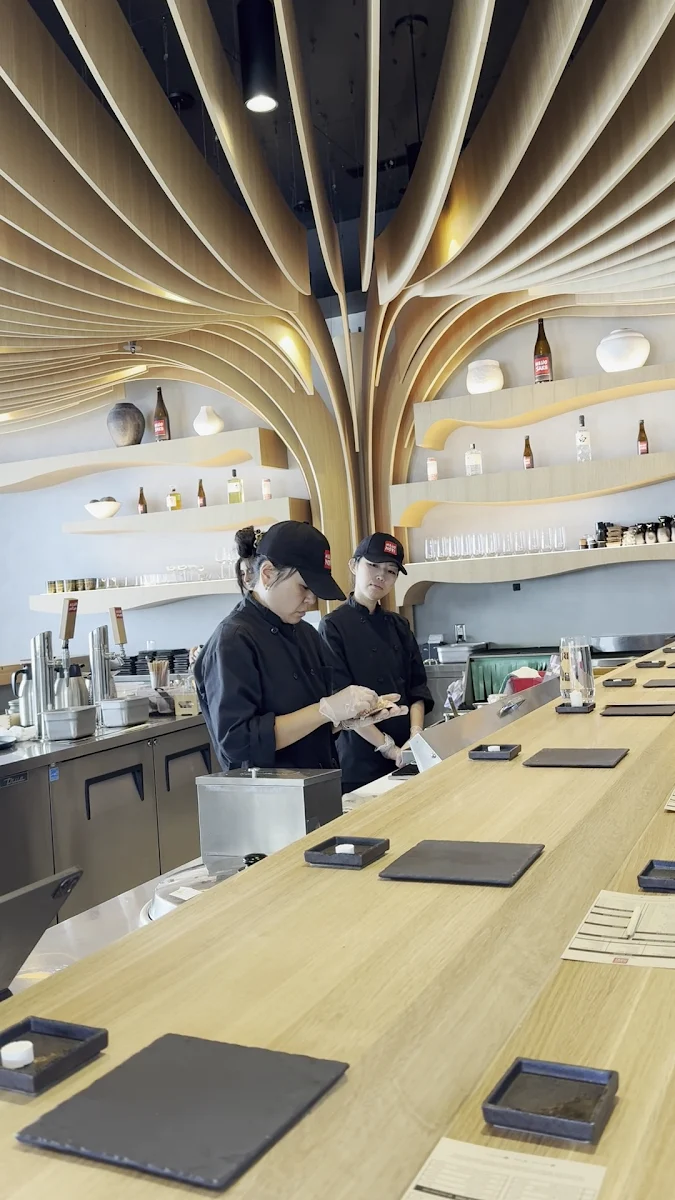 Vibe, Hello Nori - Richmond