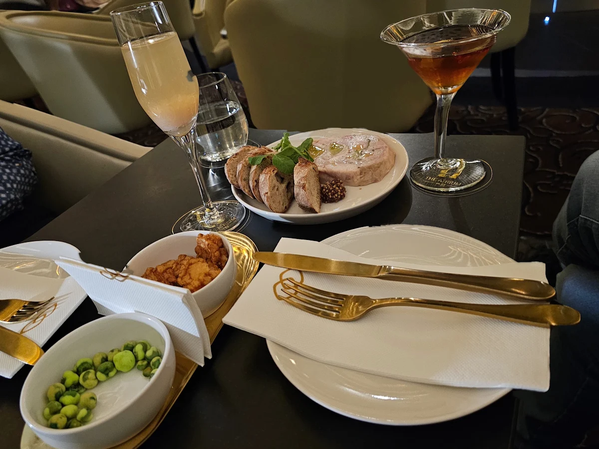 Food & drink, The Atrium on 35
