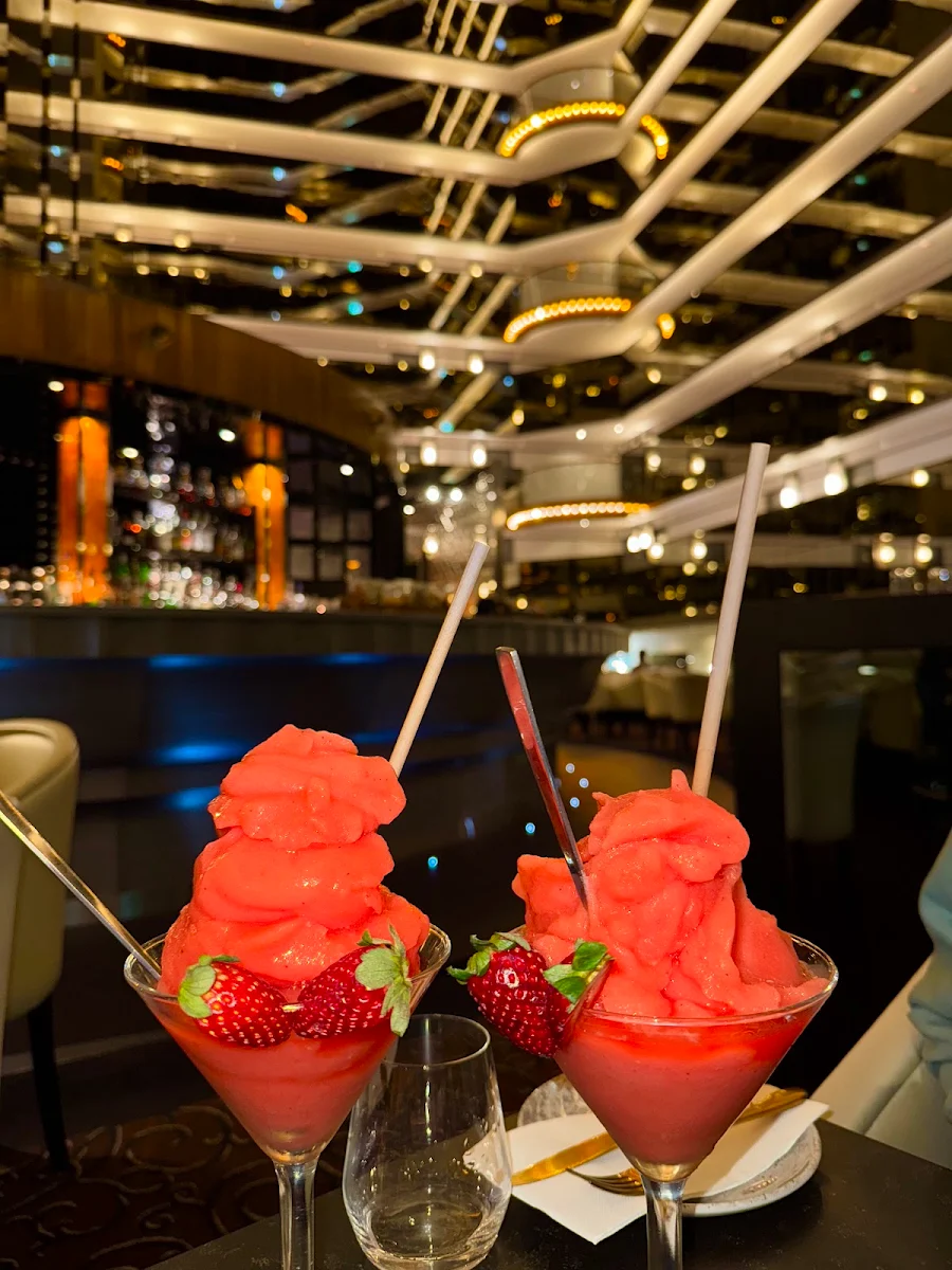 Food & drink, The Atrium on 35