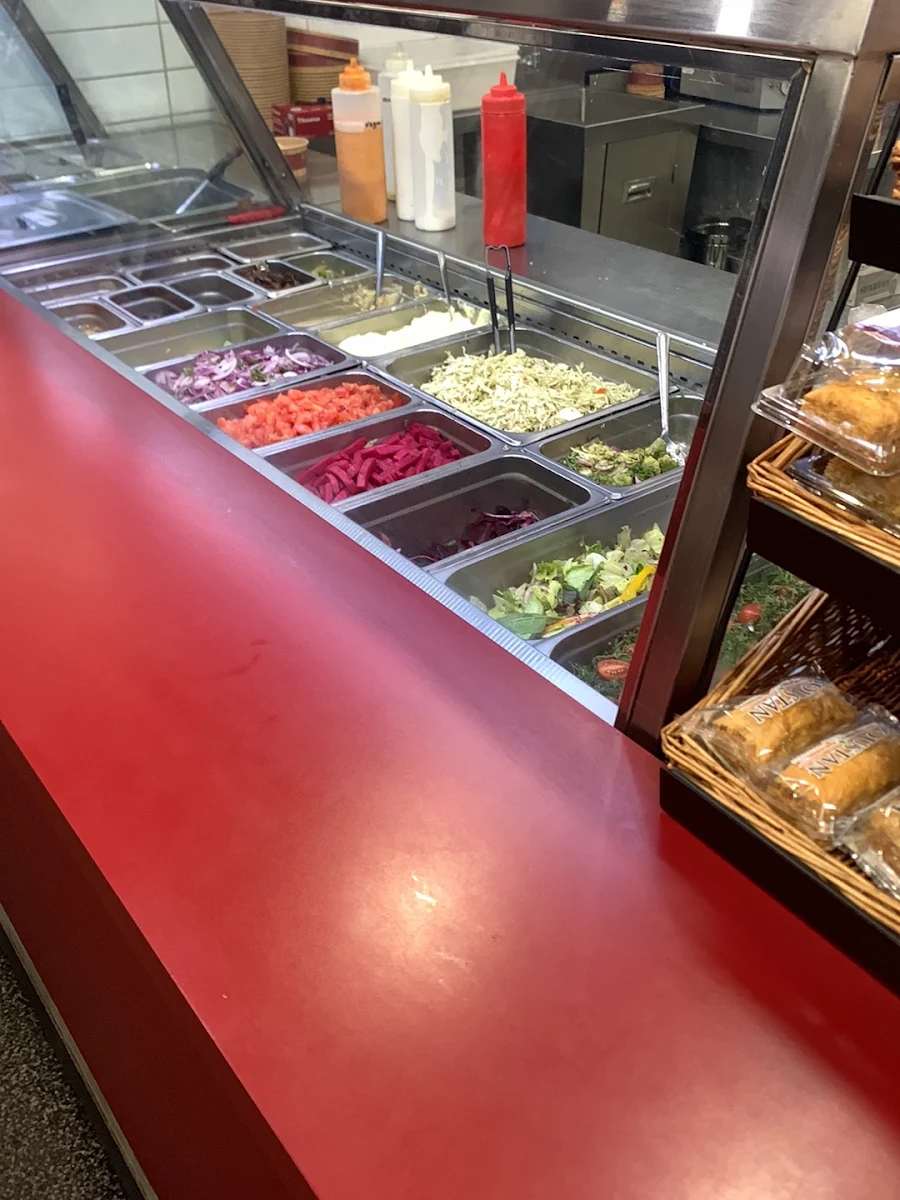 Vibe, Restaurant Boustan