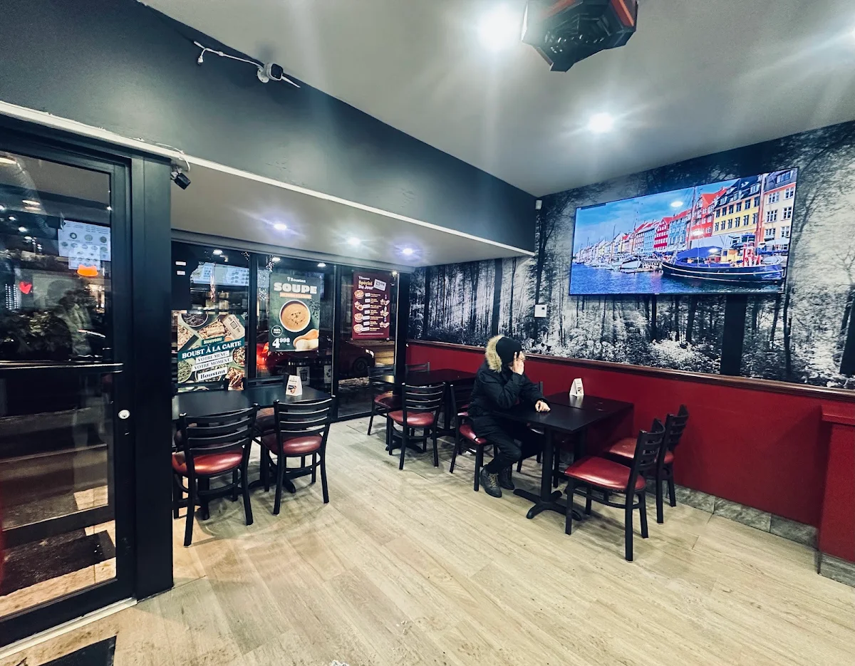 Vibe, Restaurant Boustan
