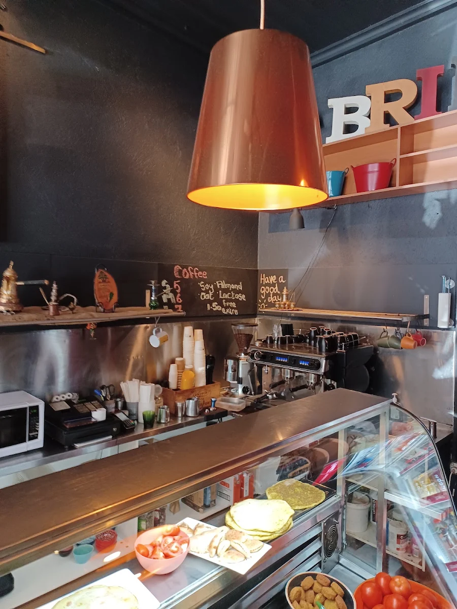 Vibe, Little Bridge Cafe