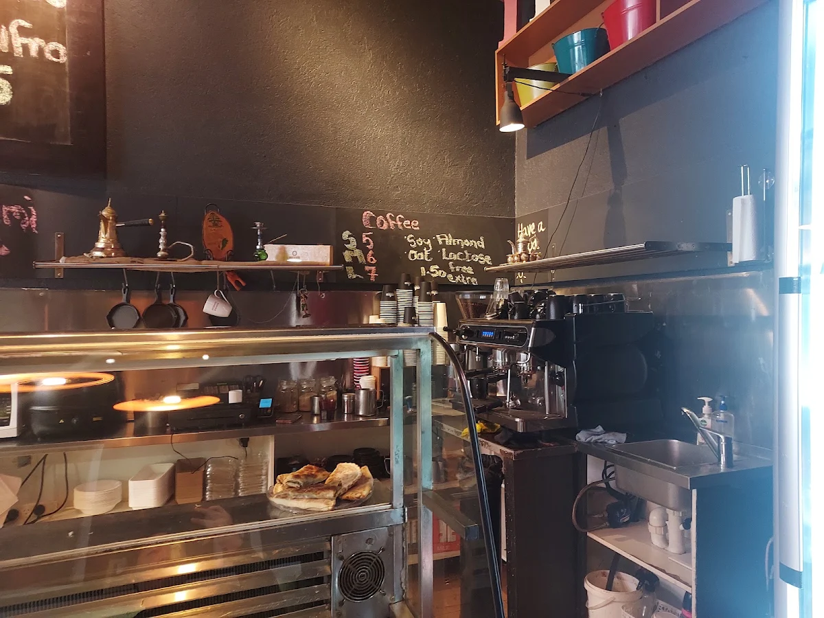Vibe, Little Bridge Cafe