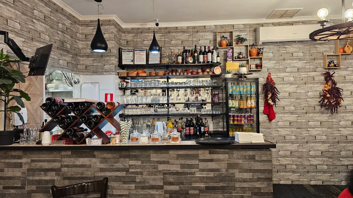 Vibe, Macedonian Old House Restaurant