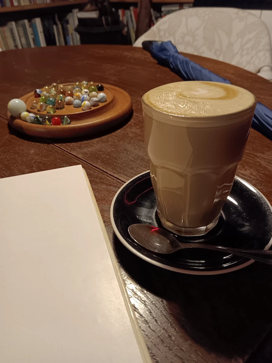 Food & drink, Christina's Cafe
