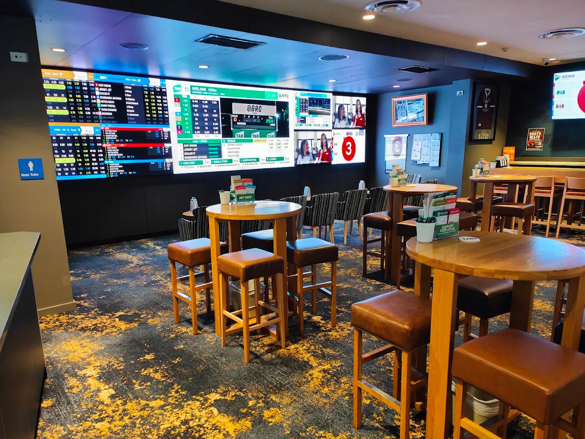 Vibe, Bracken Ridge Tavern