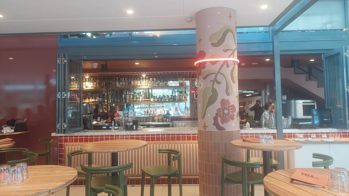 Vibe, Poca Madre Restaurant