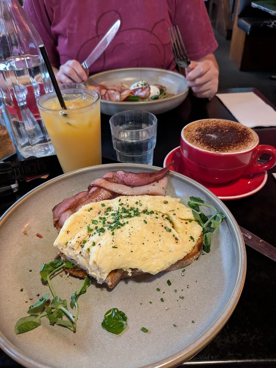 Food & drink, redd catt