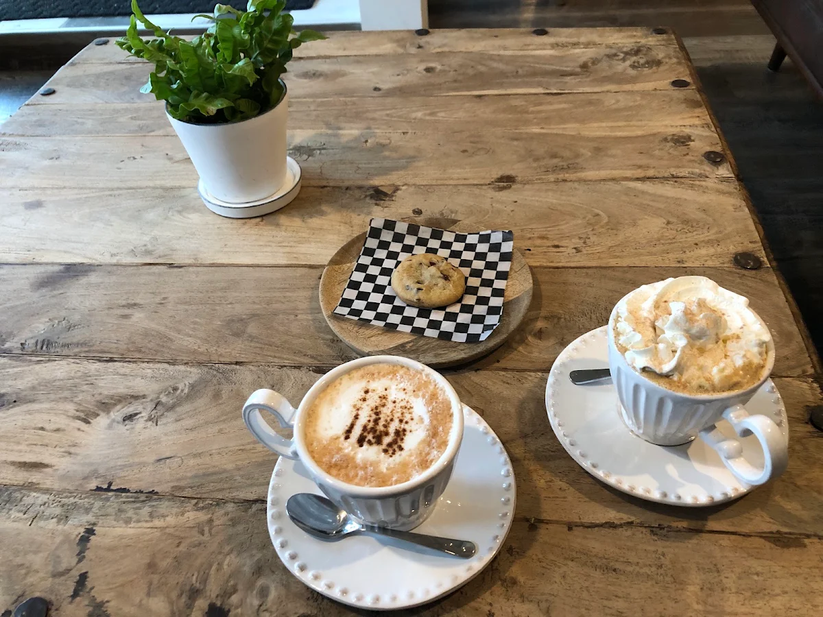 Food & drink, Bistro Boutique Juniper