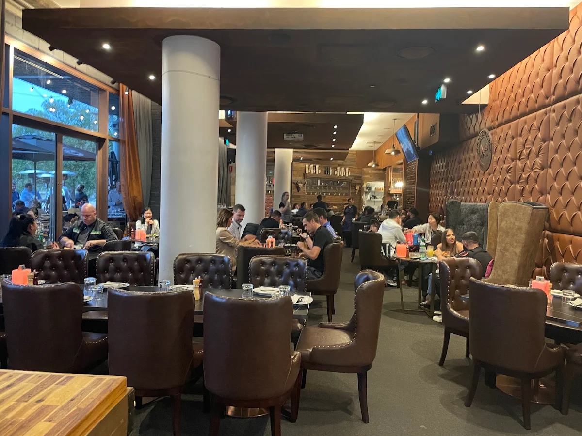 Vibe, Elements Bar and Grill Pyrmont