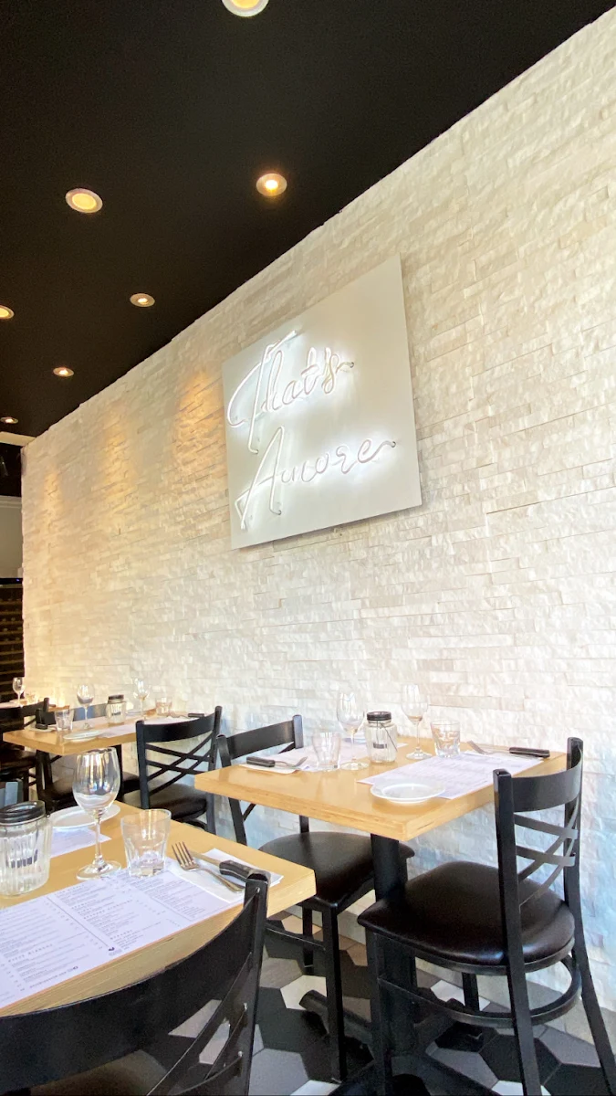 Vibe, Osteria Gallo
